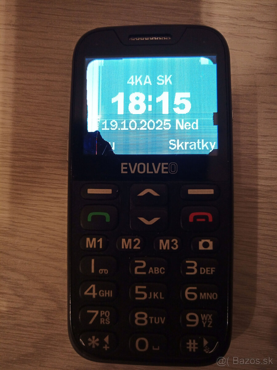 Tlacidlovy mobil EVOLVEO - 3