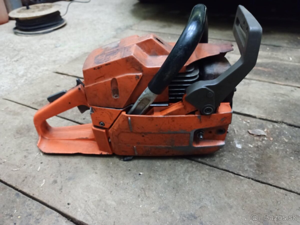 Motorová píla Husqvarna 61 - 3