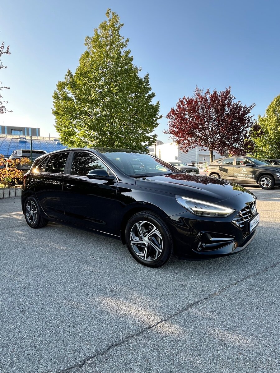 Hyundai i30 play ,1.5 Mpi , 81kw, 6/2023 - 3