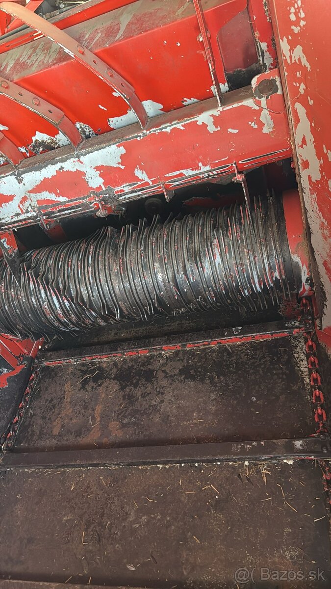 Drvič balíkov slamy Teagle Tomahawk 8080 - 3