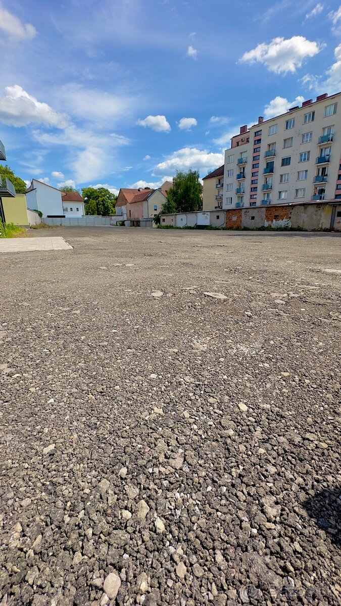 Výhodné parkovanie v centre Zvolena - 3