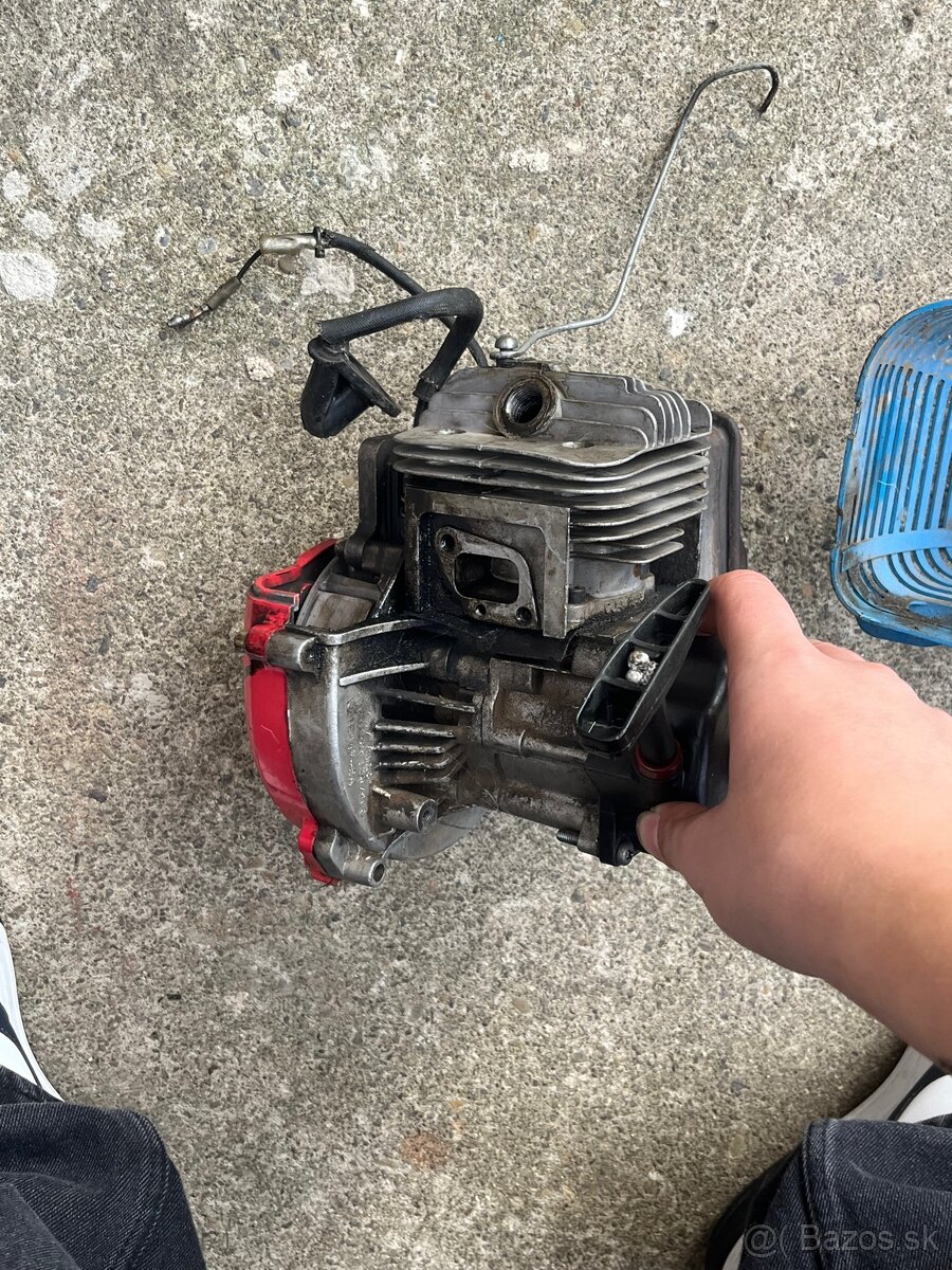 Motor na krovinorez - 3