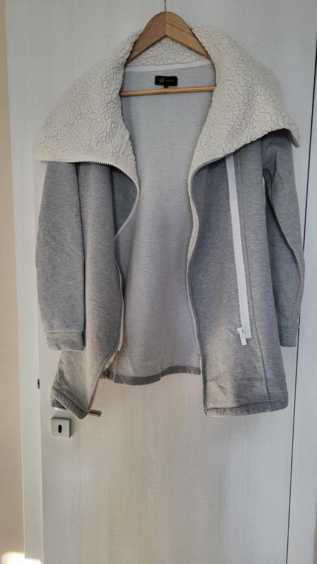 Predlzena mikina Reserved - 3