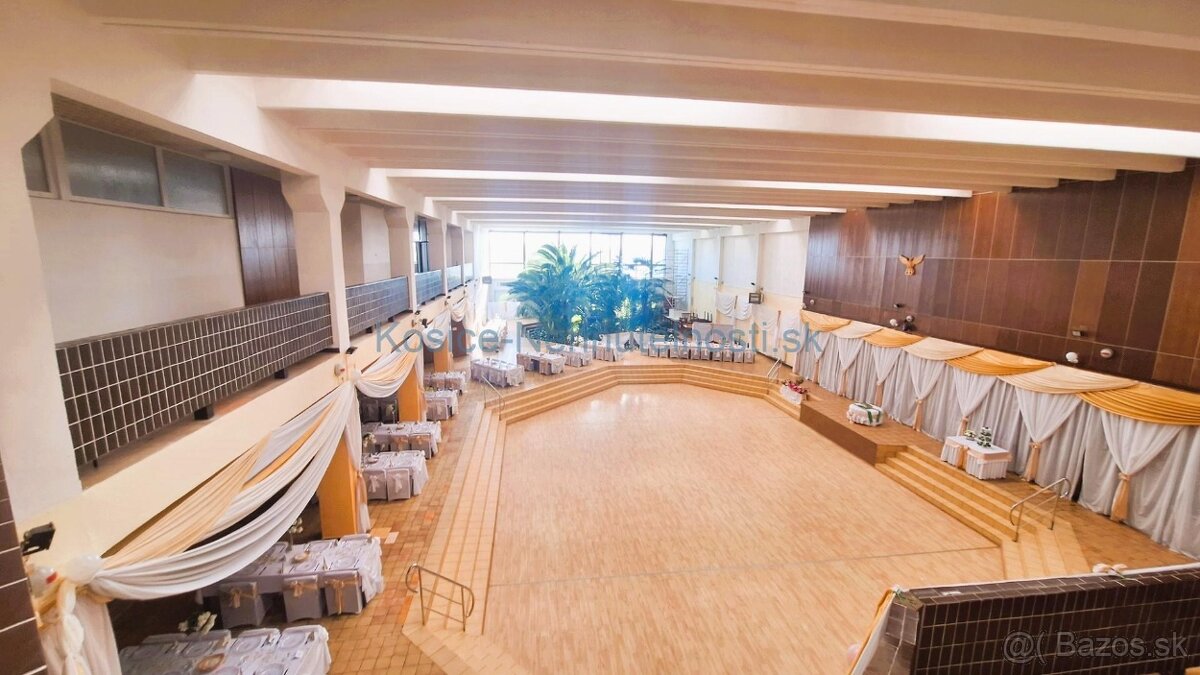 Podnikateľský objekt 3240 m2 Veľké Kapušany - 3