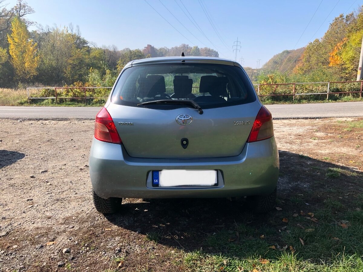 Toyota Yaris 1,3 T, r.v. 2006 - 3
