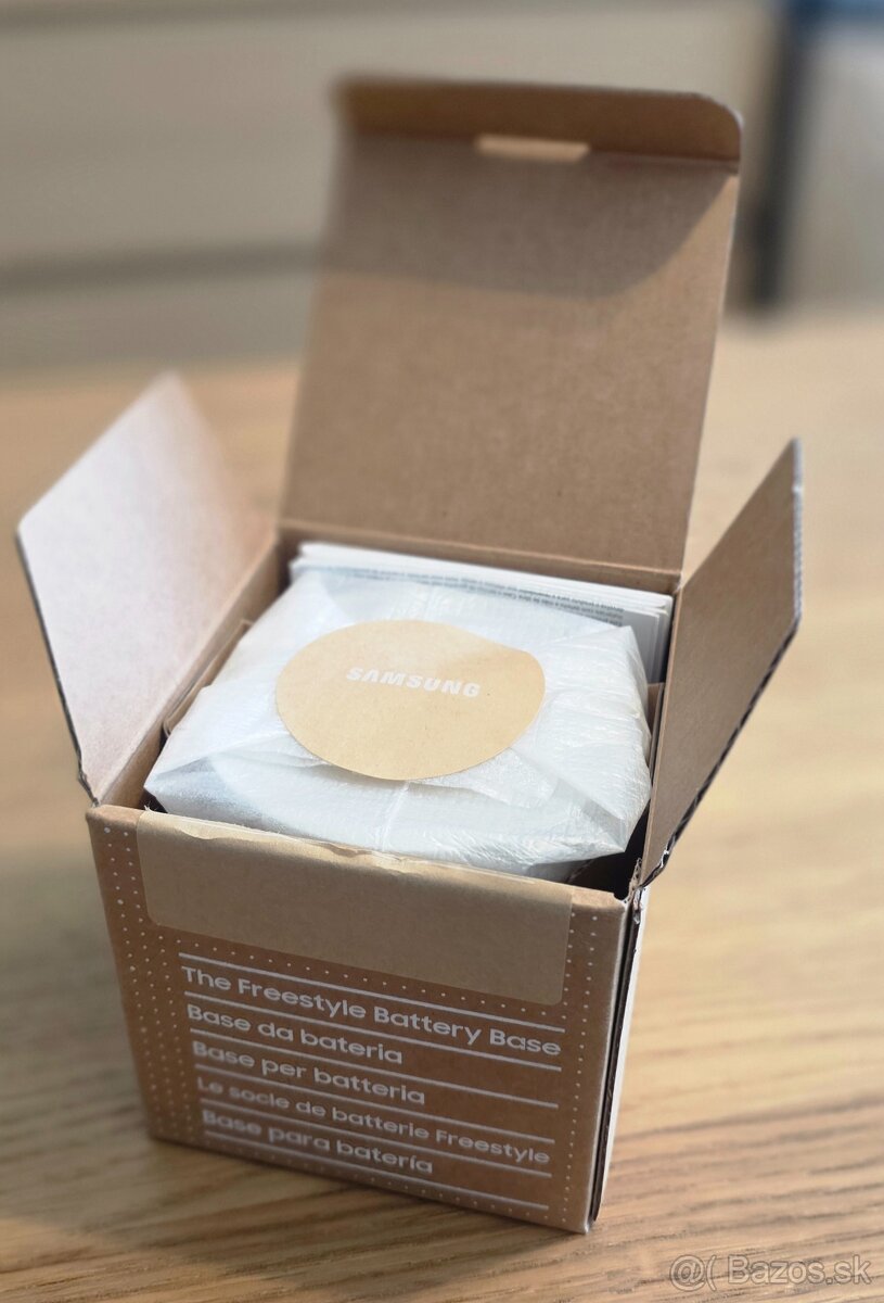 Samsung The Freestyle Portable Battery (32,000 mAh) - 3