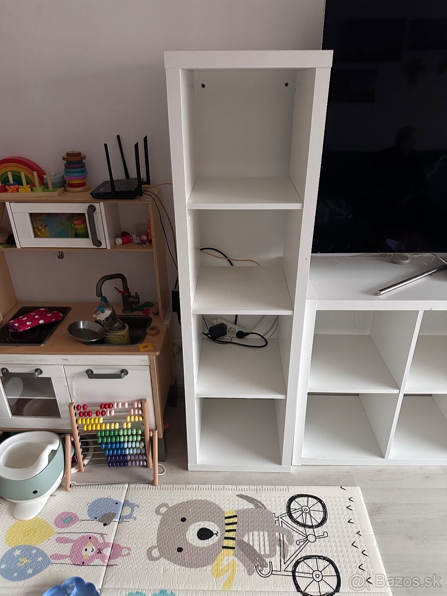 Ikea Kallax biele police / kniznica / regal - 3