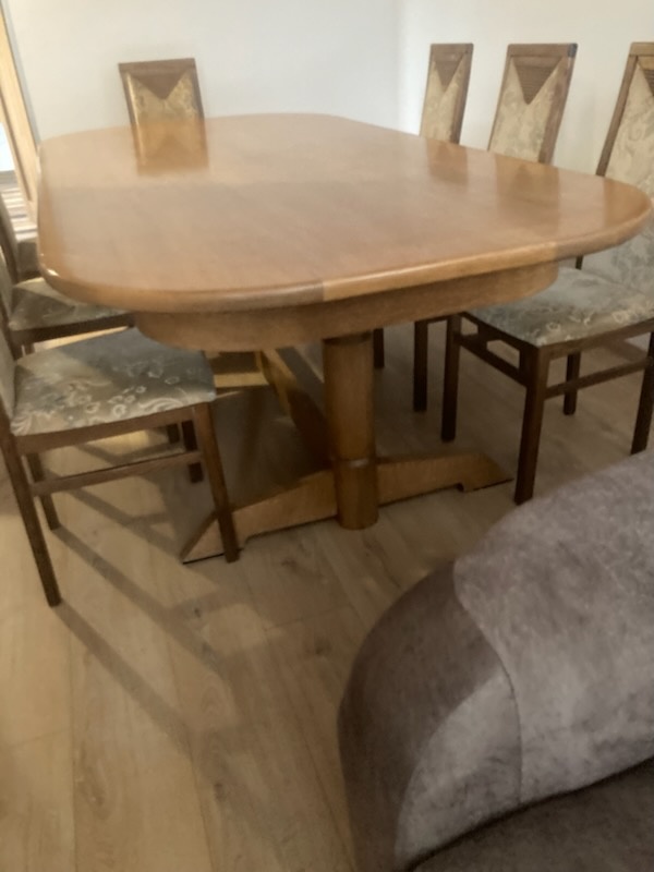Predám jedálenský stol - 3
