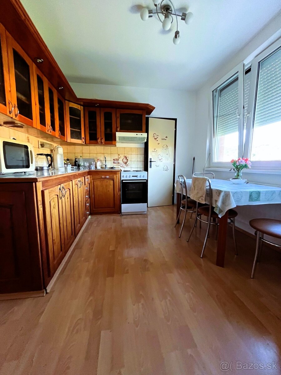 Pekný, slnečný 3 izbový byt, obec Pukanec - 3