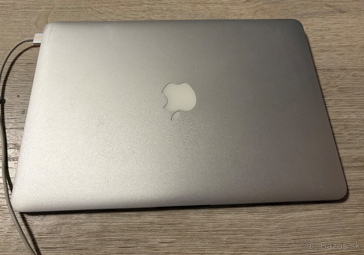 Apple MacBook Air 13” 2014 - 3