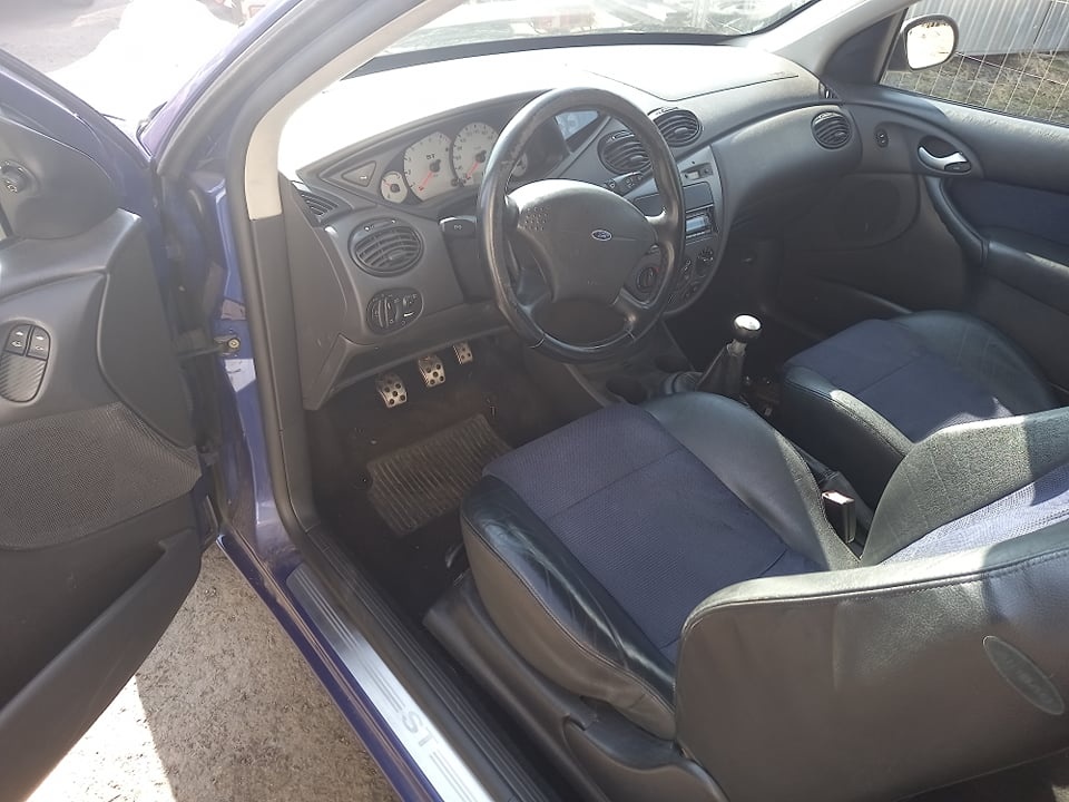 26 Ford Focus Hatch, ST170 127kW, manuál - 3