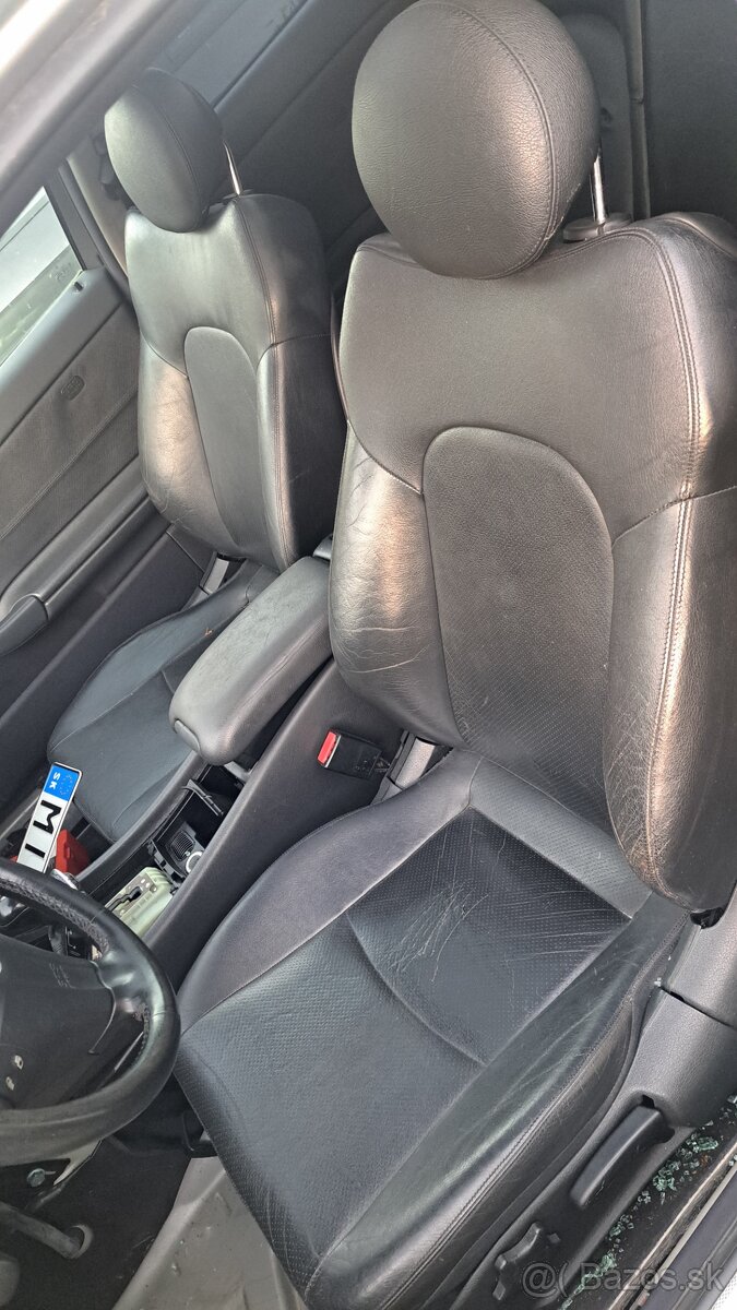 Mercedes C KUPÉ(CL)-ROZPREDÁM - 3