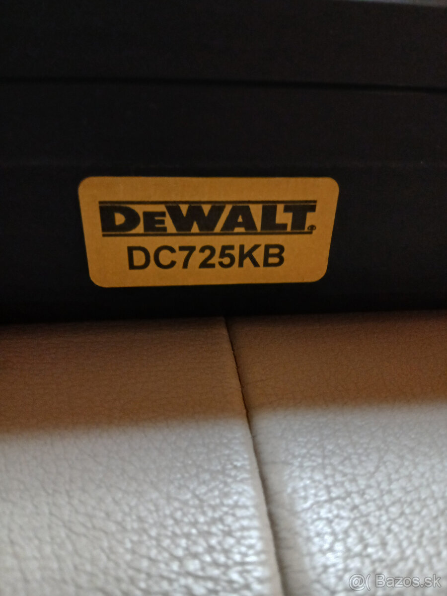 Predam Dewalt DC 725 - 3