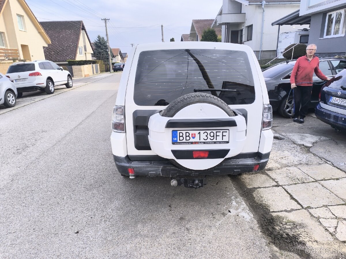 Pajero 4 - 3