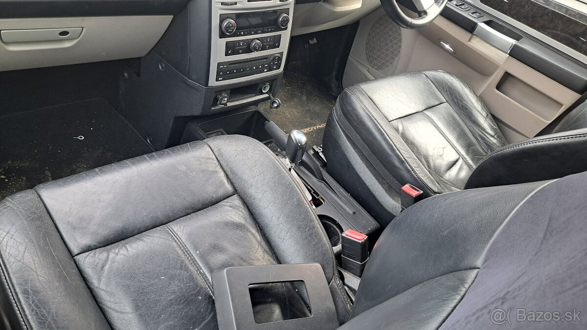 Chrysler Grand Voyager RT - 3