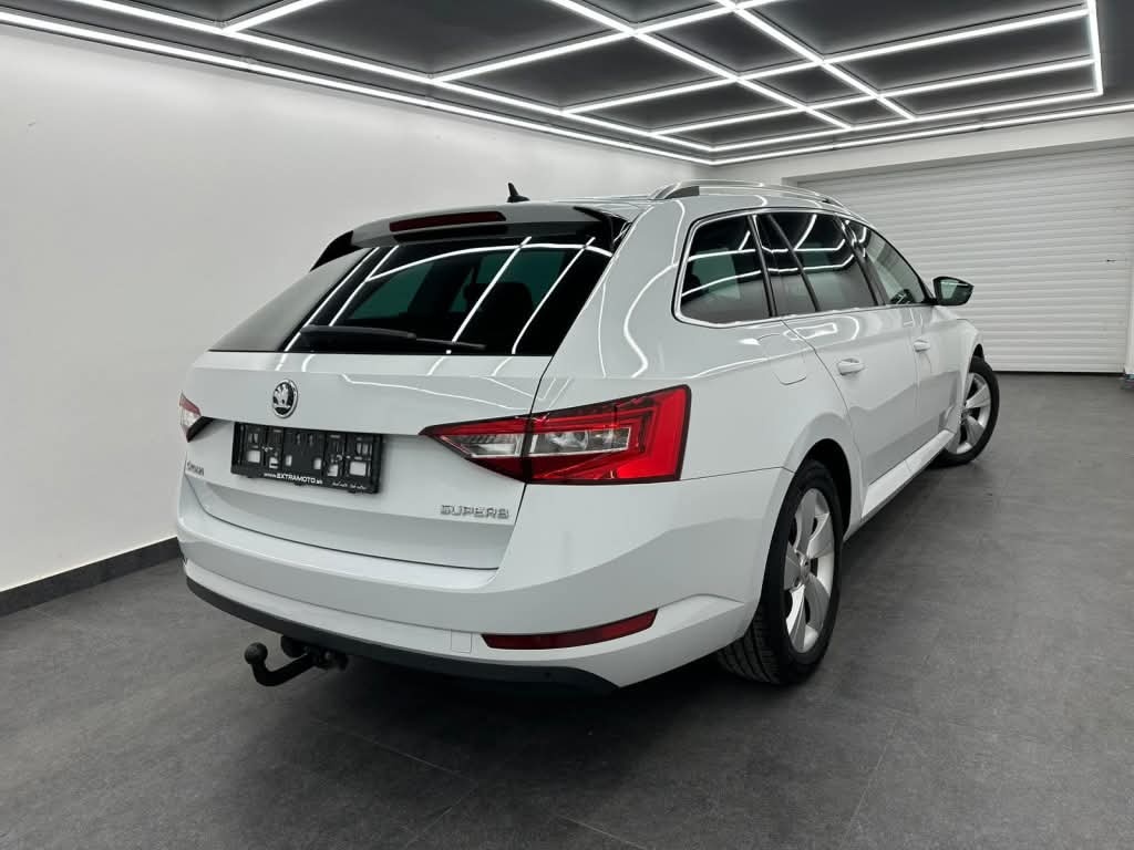 Superb Combi 2,0 TDI Style 110kW - 3