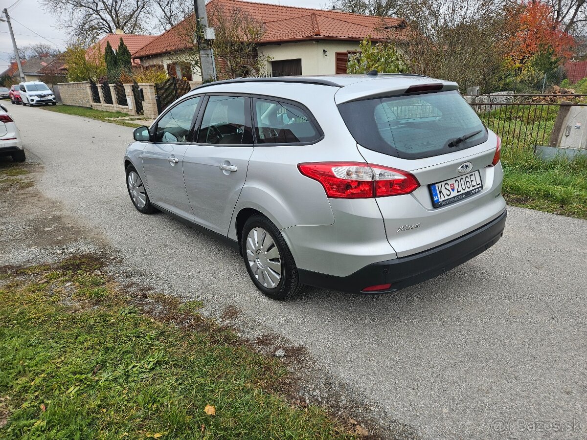Ford Focus Kombi 1.6 TDCi, 85 KW - 3