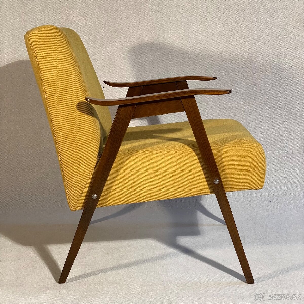 Retro kreslo z éry "Brusel" - 3