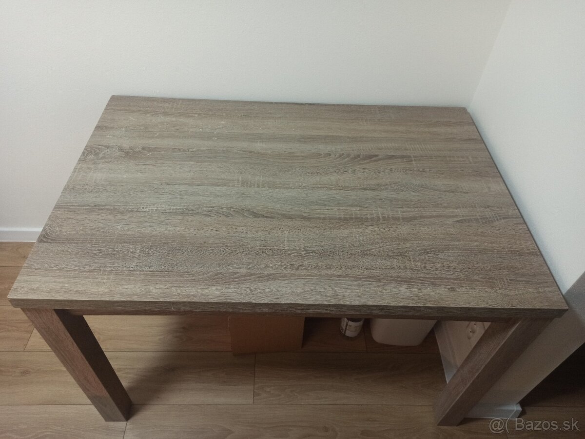Jedálenský stôl - 3