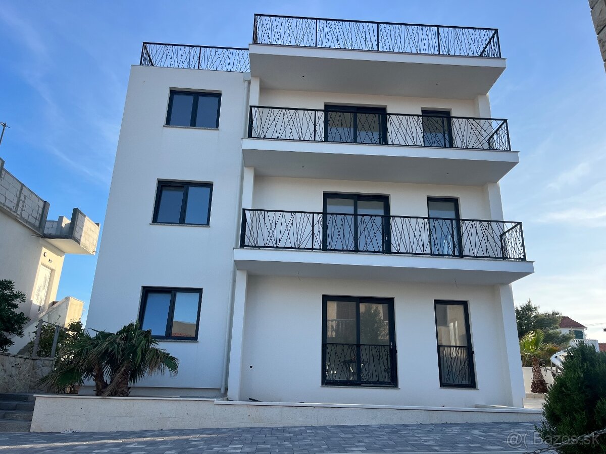 Na predaj apartmánový dom – ostrov Vir, Chorvátsko - 3