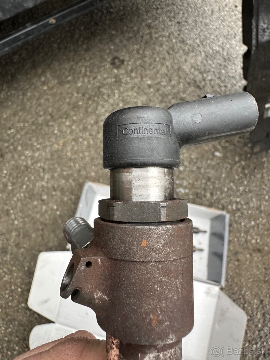 Vstreky, vstrekovacie trysky Continental 2.2 hdi - 3