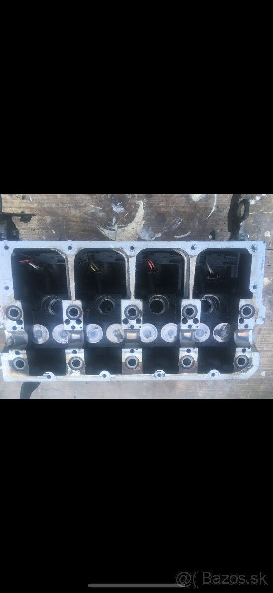 Predam na vw sharan hlavu 038103373R - 3