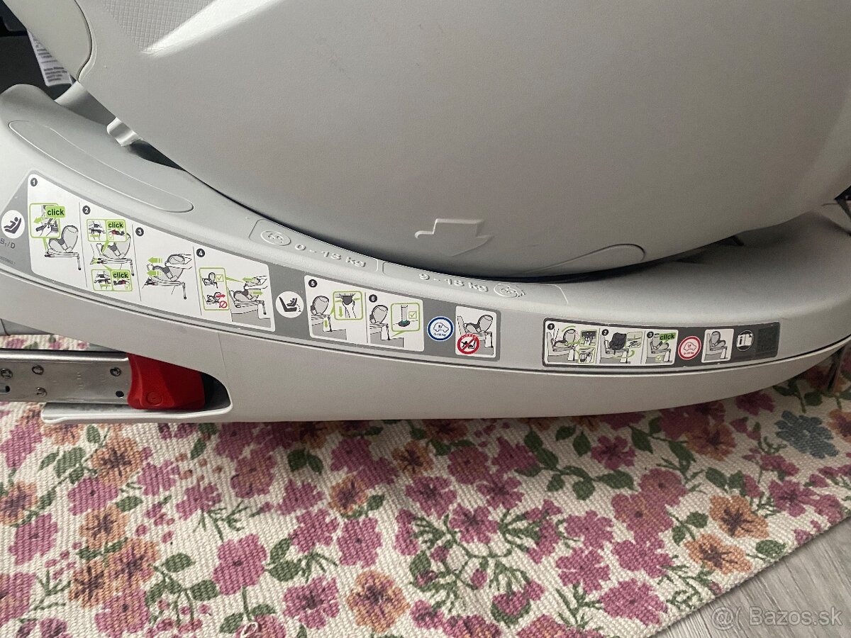 Predám otočnou auto sedacku Britax römer - 3