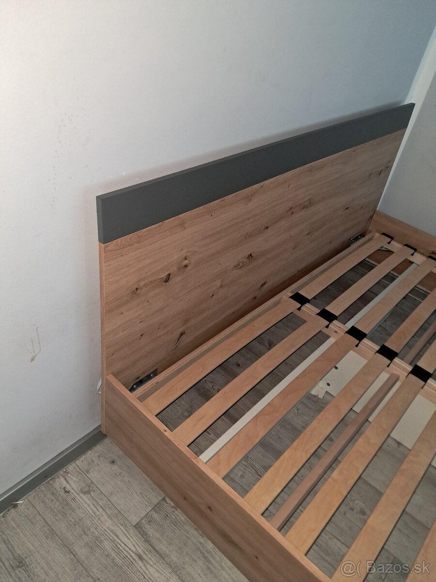 Manželská posteľ 180x200 - 3