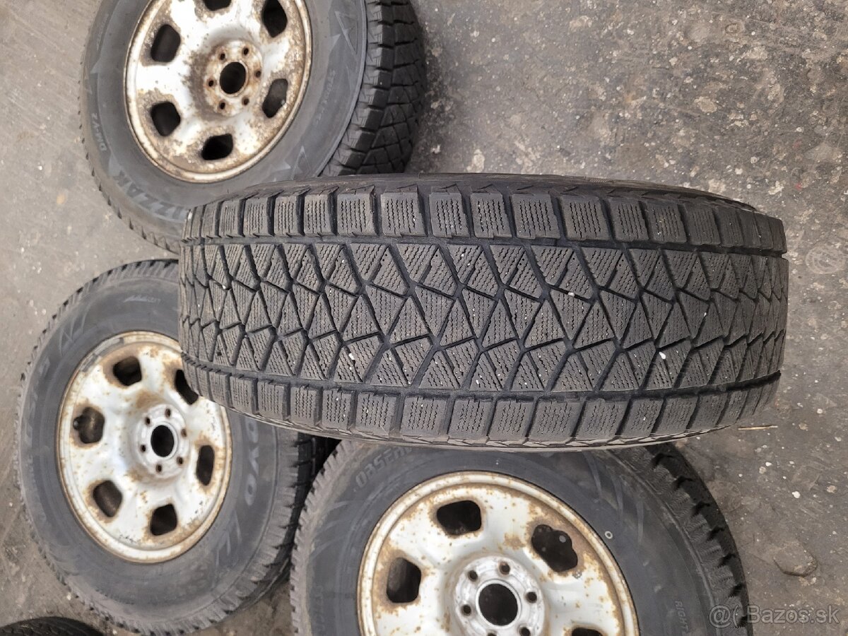 Kolesá Nissan R16 - 3