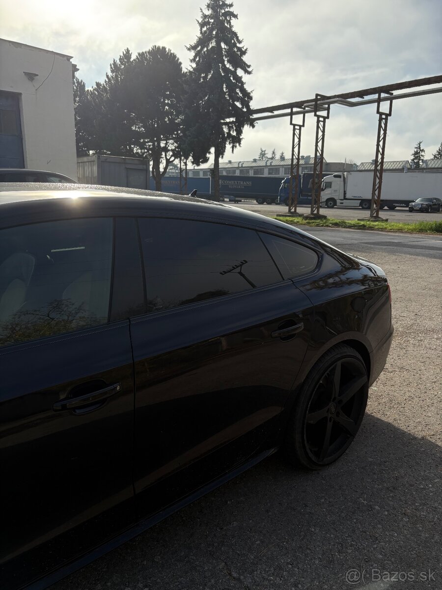Audi A5 Sportback 3.0 TDI quattro – RS vizuál, športové výfu - 3