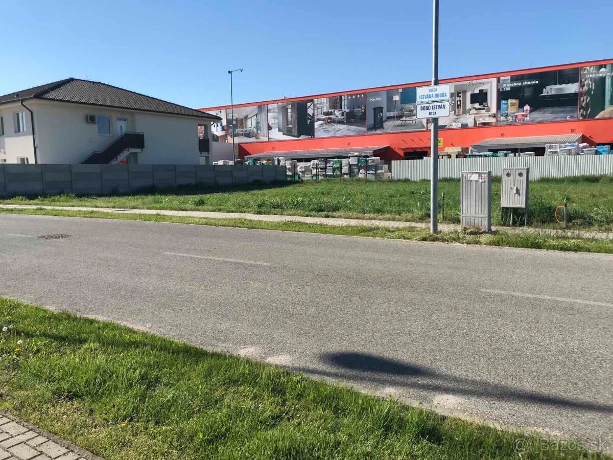 Prenajmem pozemok na predaj vianočných stromčekov🌲🌲🌲 - 3