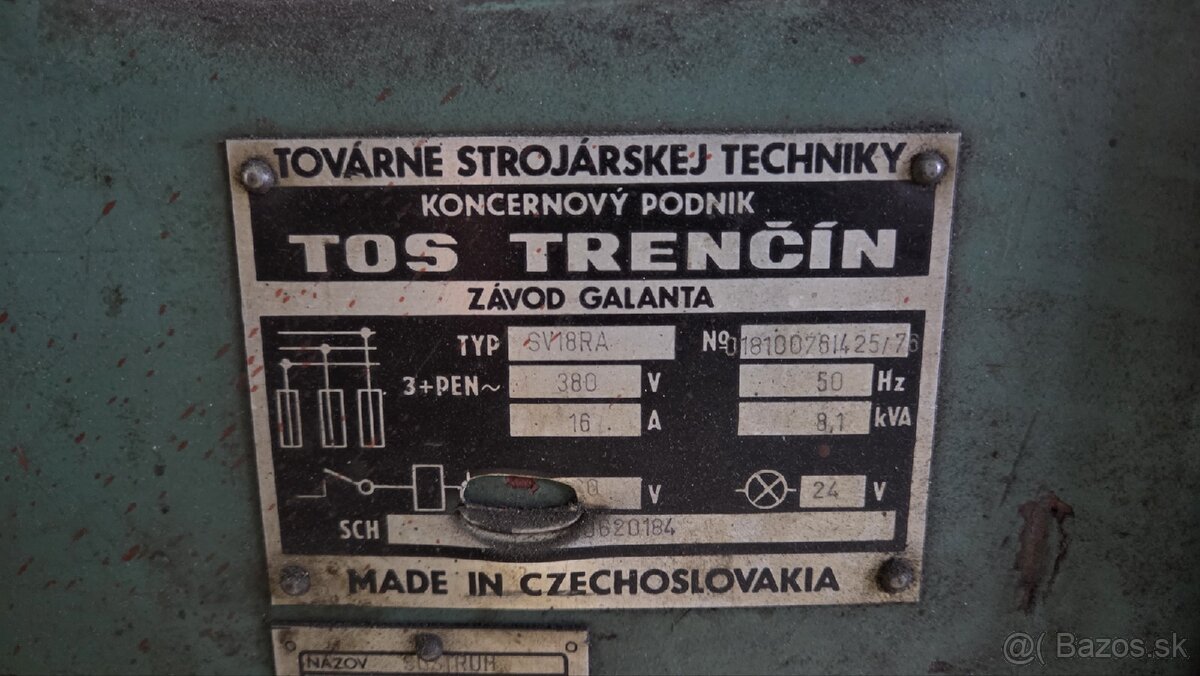 Sústruh SV 18RA - 3