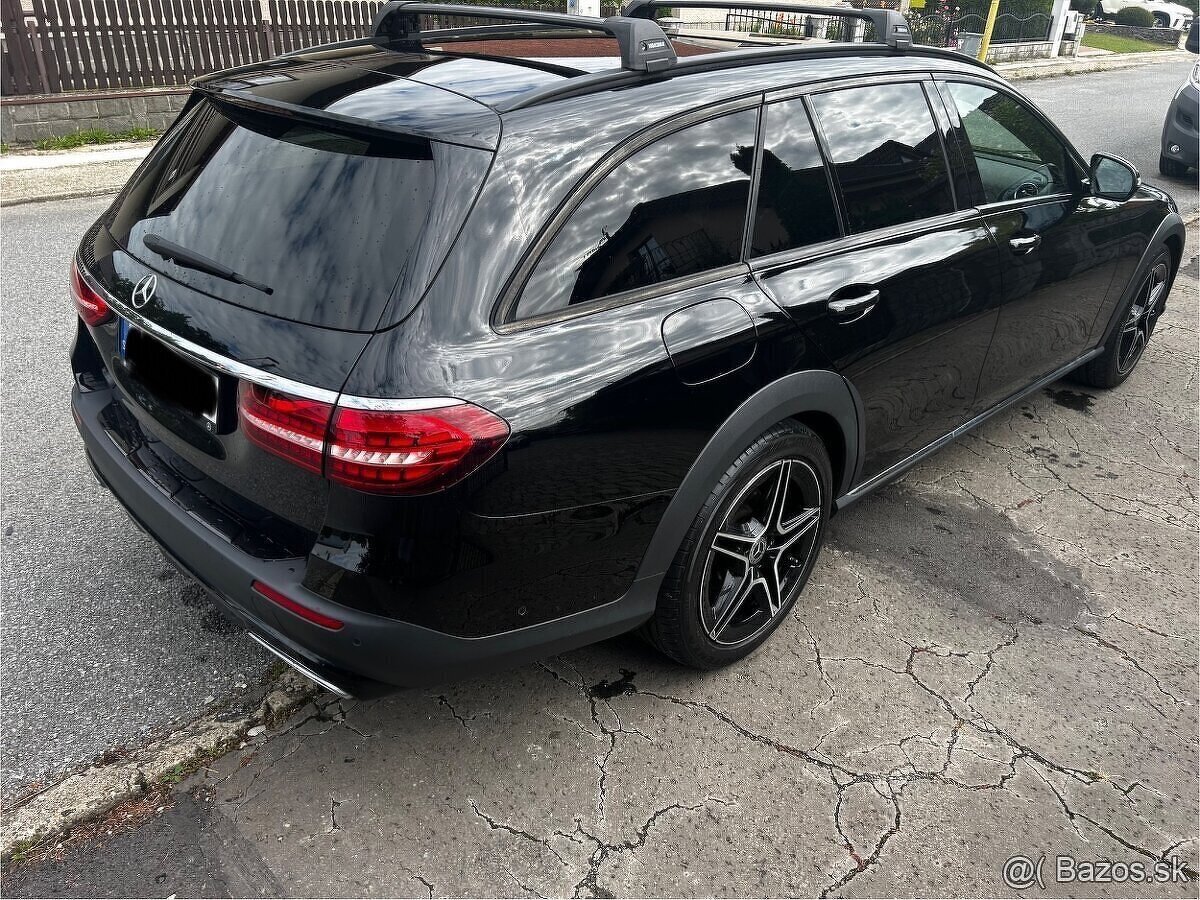 Mercedes-Benz E 220d 4MATIC All-Terrain AMG