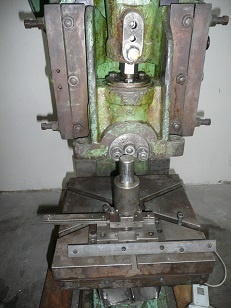 predám výstredníkový lis - 3