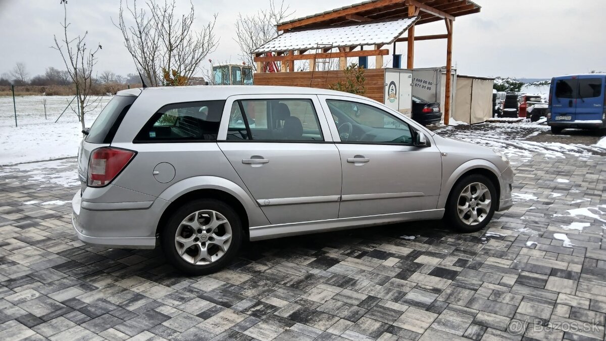 Opel Astra H - 3