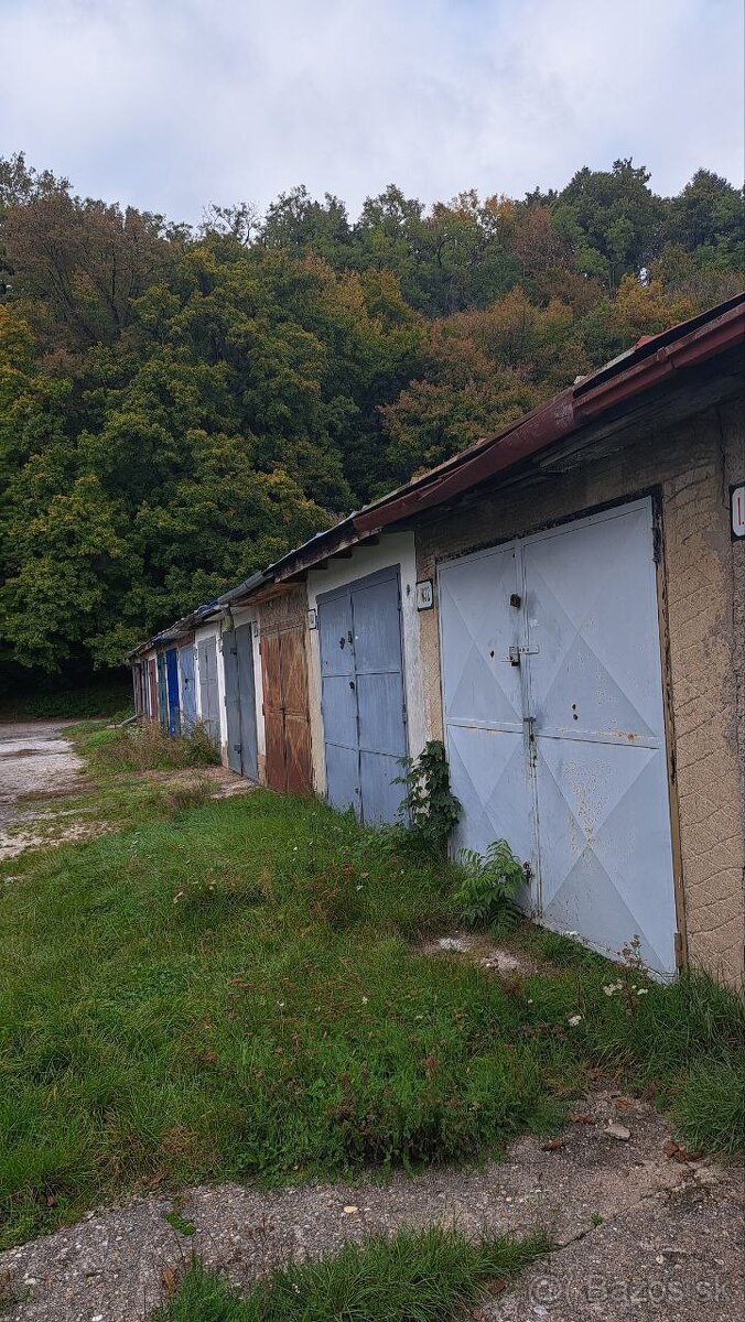 Murovaná garáž pod Skalkou - 3