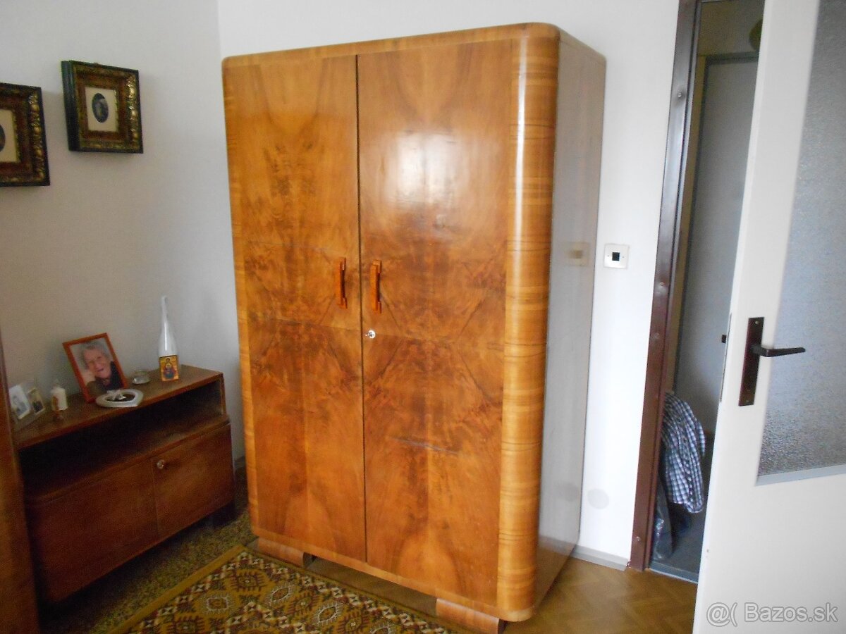 Starozitna skrina - 3