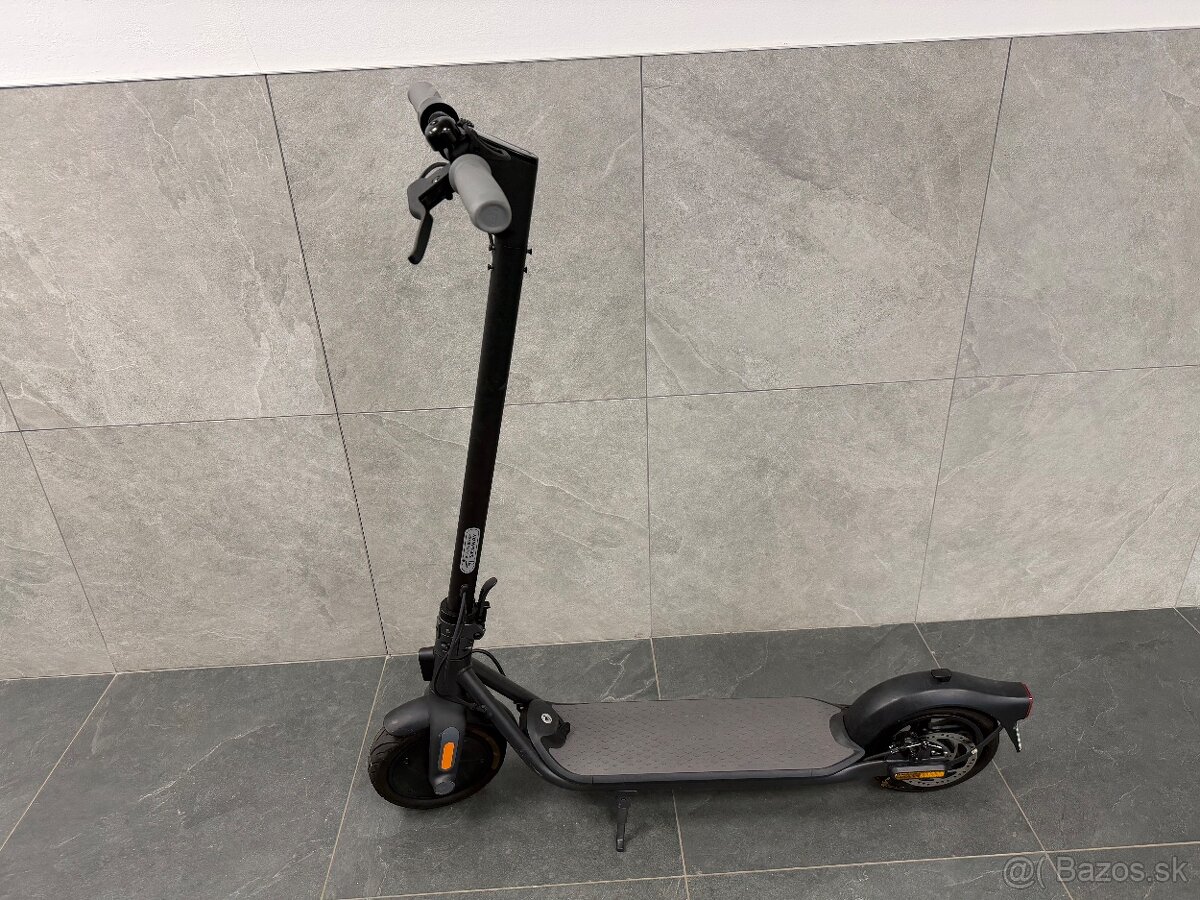 Segway Kickscooter F20D - 3