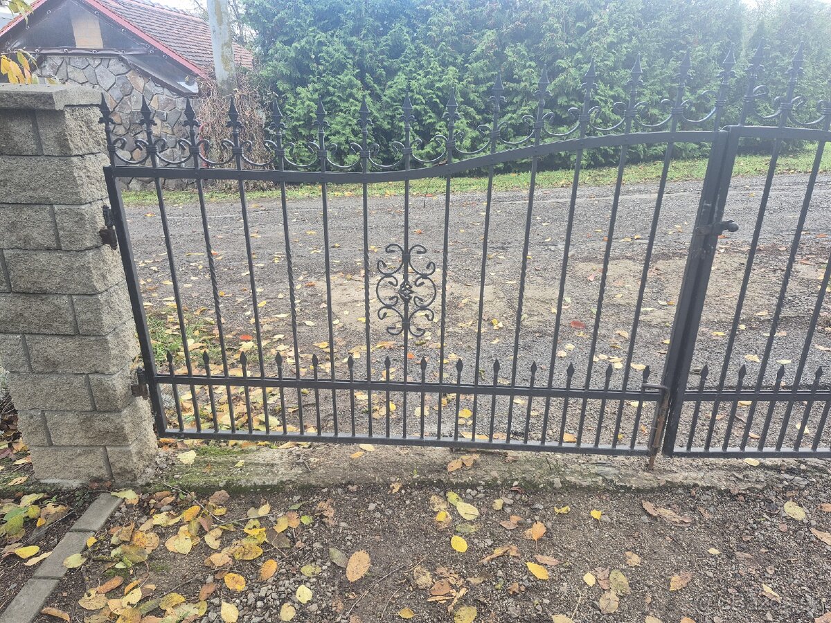 Predám kovaná bránu - 3