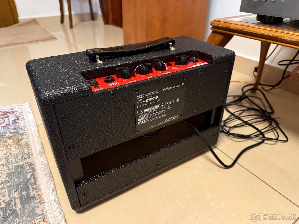 Basgitarove kombo VOX - 3