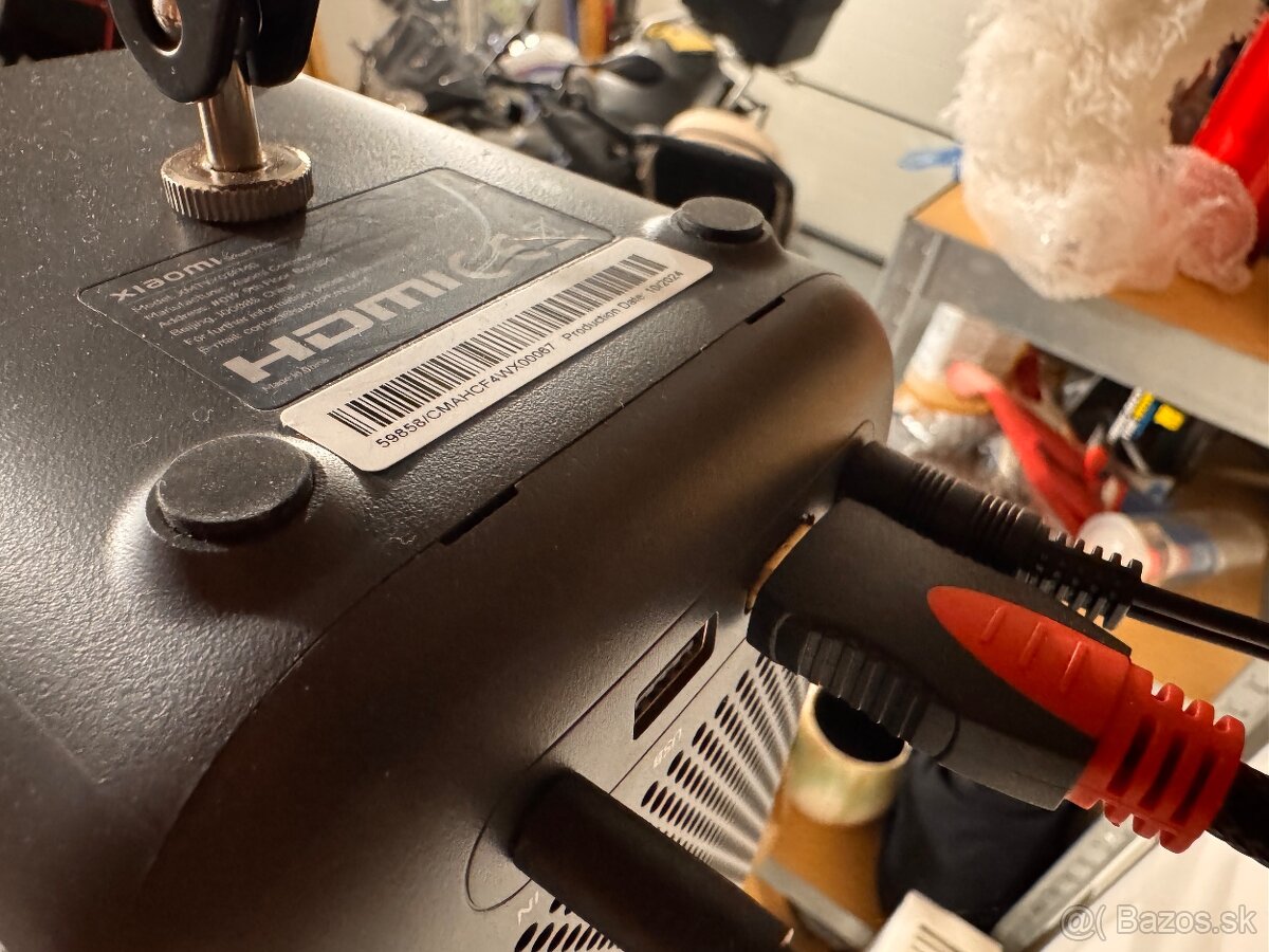 Domáce kino-projektor+plátno+repro - 3