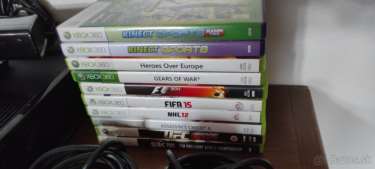 Predám Xbox 360 - 3