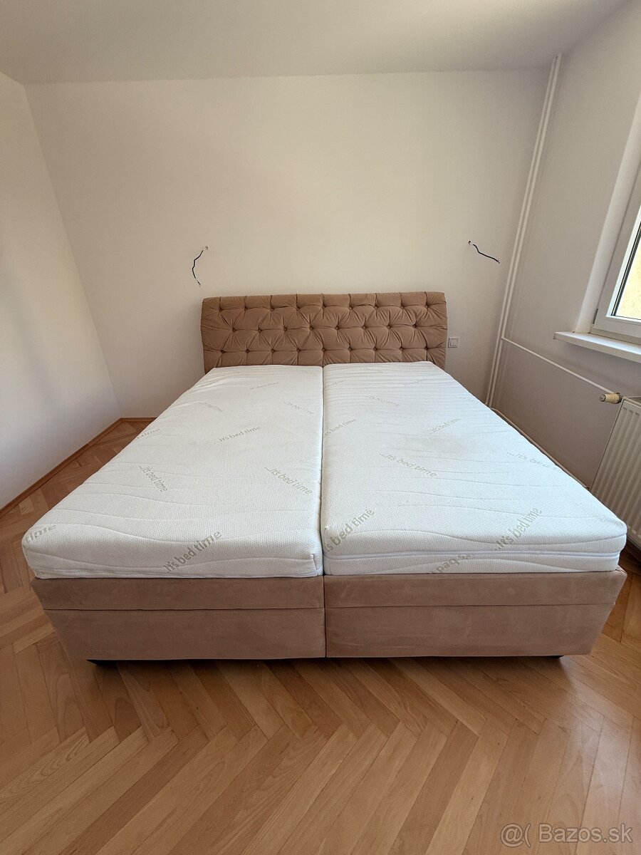 ČALÚNENÁ MANŽELSKÁ POSTEĽ - 3