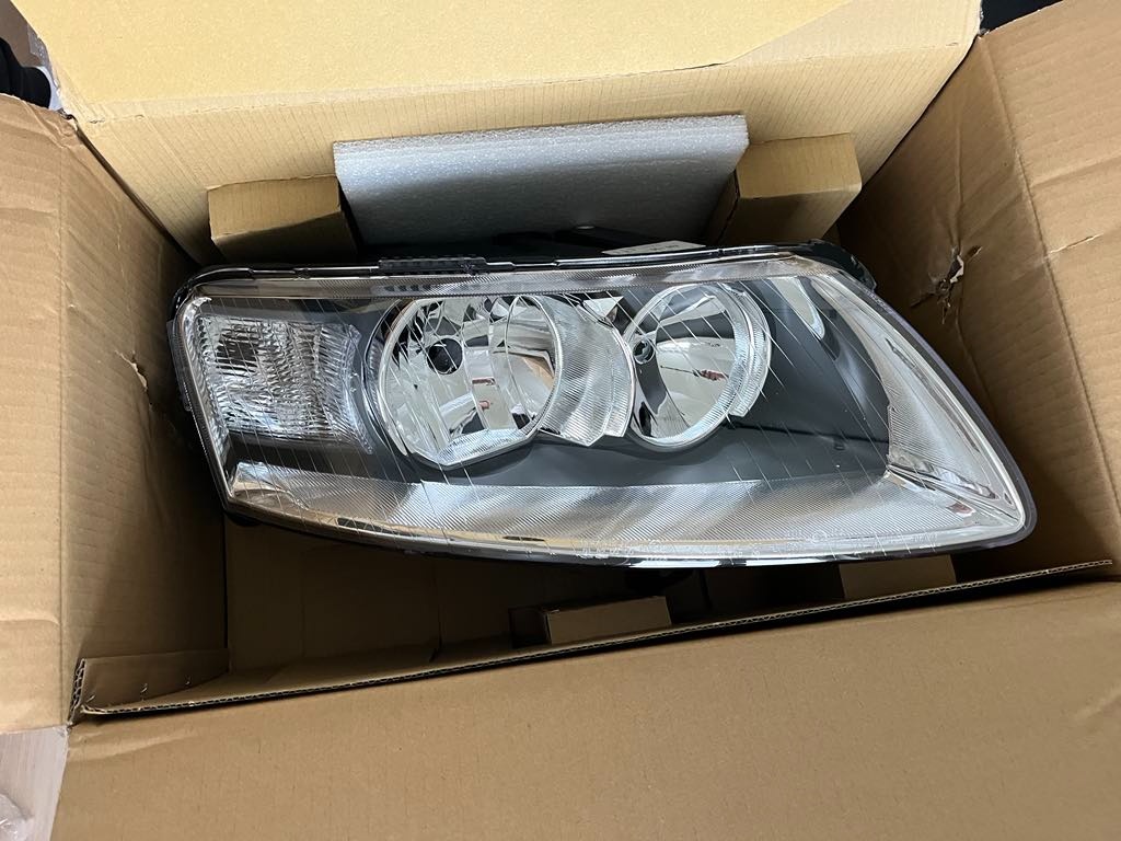 Audi A6 4F (2004 - 2008) predné svetlomety - 3