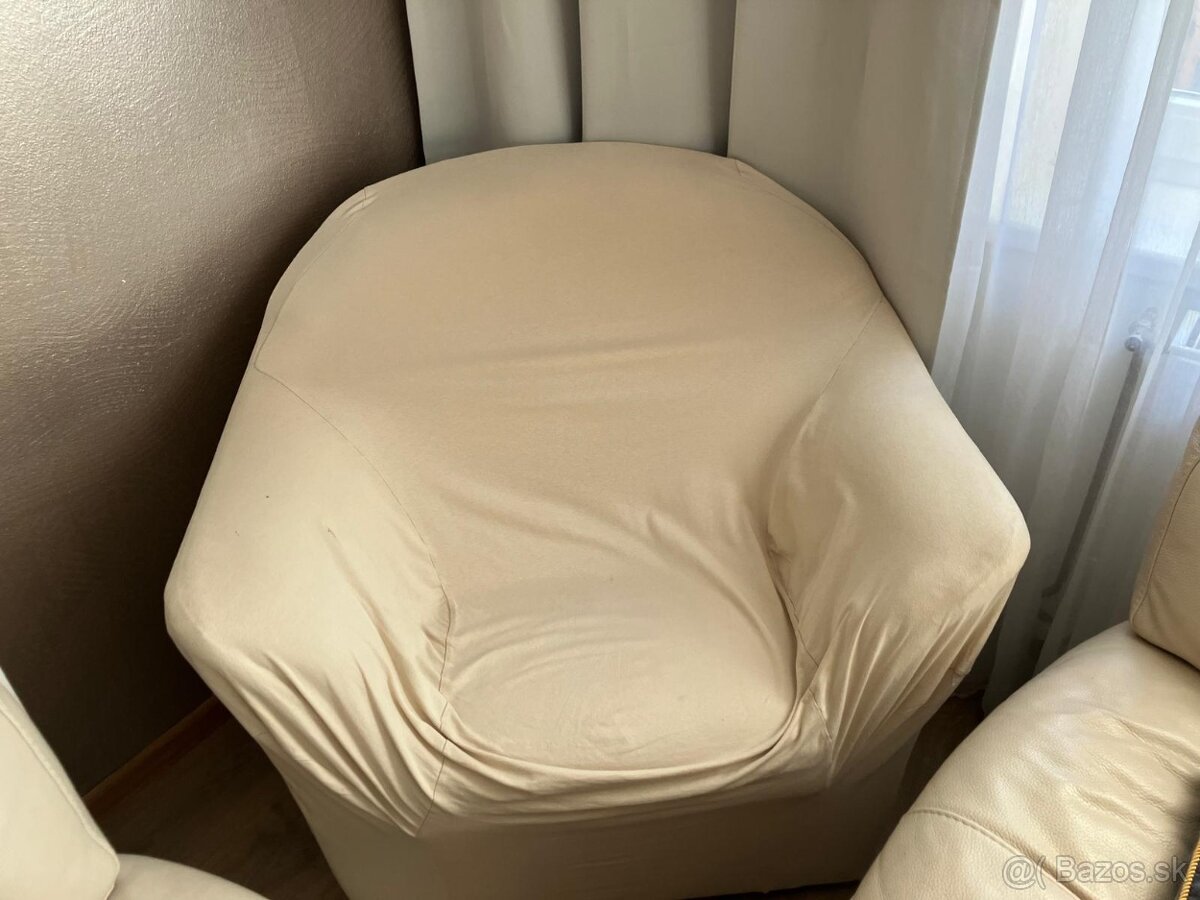 Kreslo a TV stolík - 3