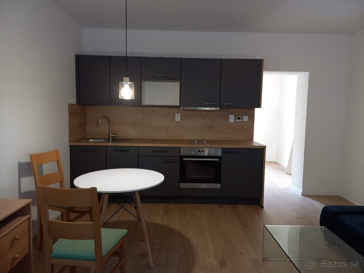 Nový jednoizbový byt v Partizánskom - 3