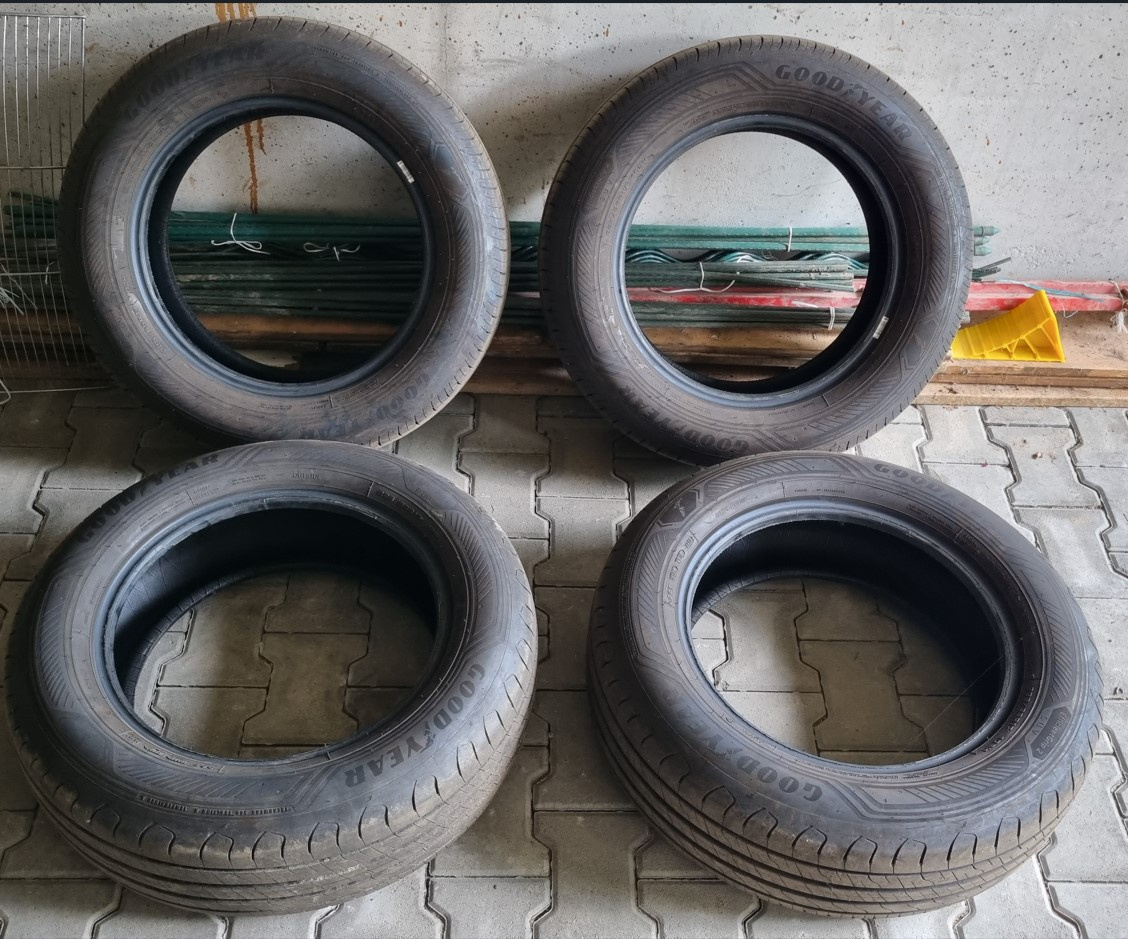 Prémiové letné pneu Goodyear EfficientGrip 2 SUV 225/65 R17 - 3