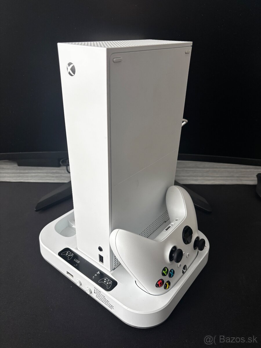 Predám Xbox Series S v top stave - 3