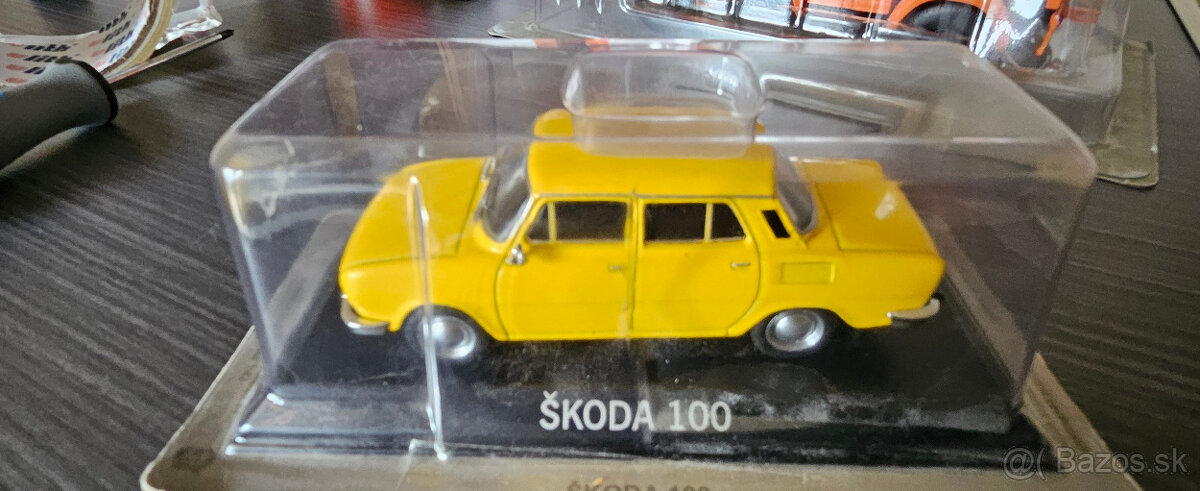 Modely 1/43 Škoda, Velorex, Tatra; autobusy 1/72 - 3