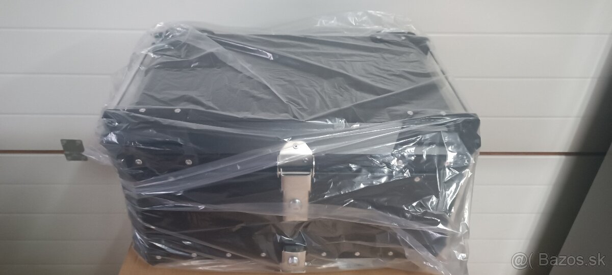 Predám hlinikový top case 65l na BMW KTM Honda a ine - 3